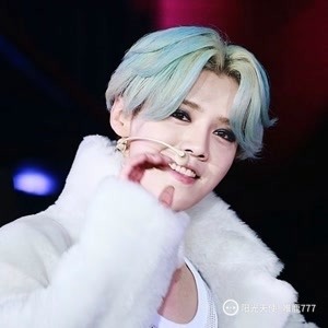 2024香港正版資料大全視頻,全方位數據解析表述_VEG50.762環境版