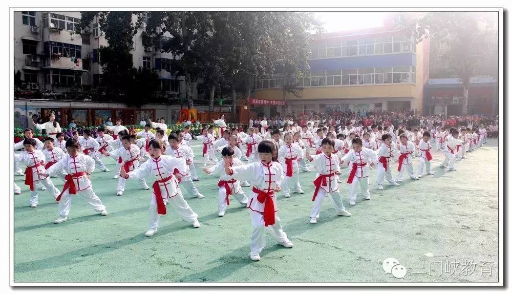 2016最新幼兒大班舞蹈與科技產品的完美結合