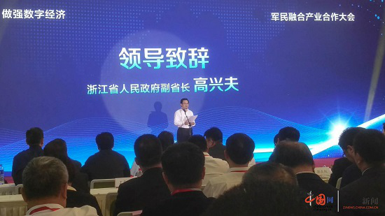高興夫最新動態(tài)，時代浪潮中的領(lǐng)航者