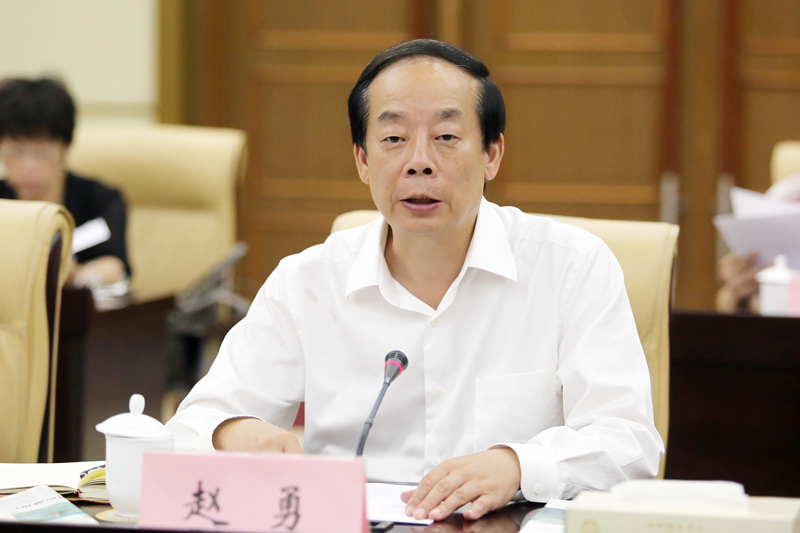 河北省委趙勇引領科技革新，高科技產品重塑生活體驗