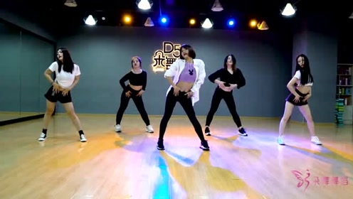 朵朵舞最新,小巷神秘樂園探秘