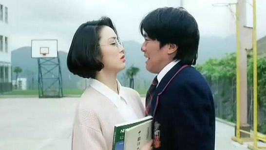科技重塑經(jīng)典，智能演繹生活新篇章——逃學(xué)威龍1演員表揭秘