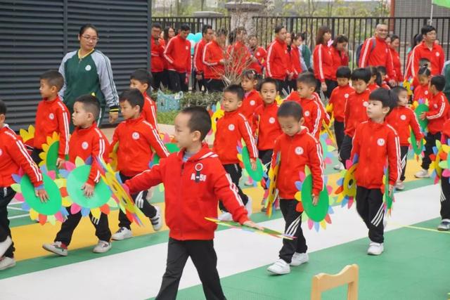 親子互動比賽,攜手共筑快樂成長的橋梁,親子攜手參與共創美好回憶