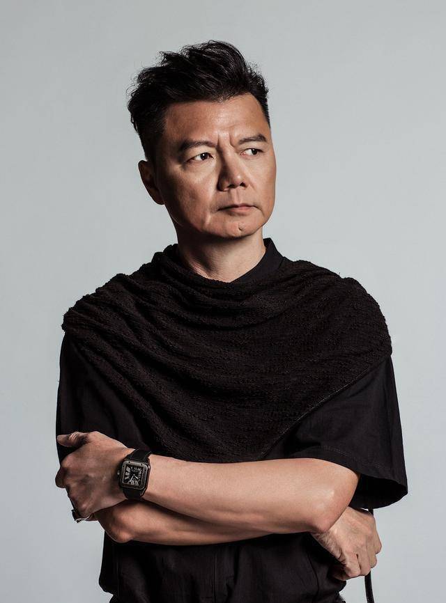 TVB綠葉男演員，演技與角色的無縫融合之旅