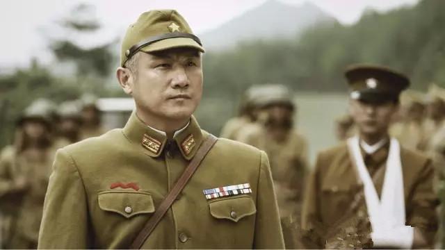 演員陸鵬揭秘,小巷之星與獨特小店魅力之下的隱藏個人資料