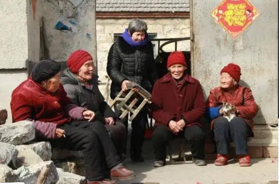 青你最新排行揭秘,引領潮流的高科技產品介紹