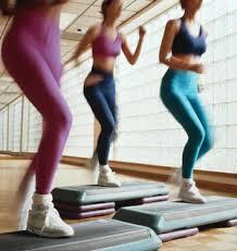 最新演變下的踏板操,背景深度與時(shí)代地位揭秘